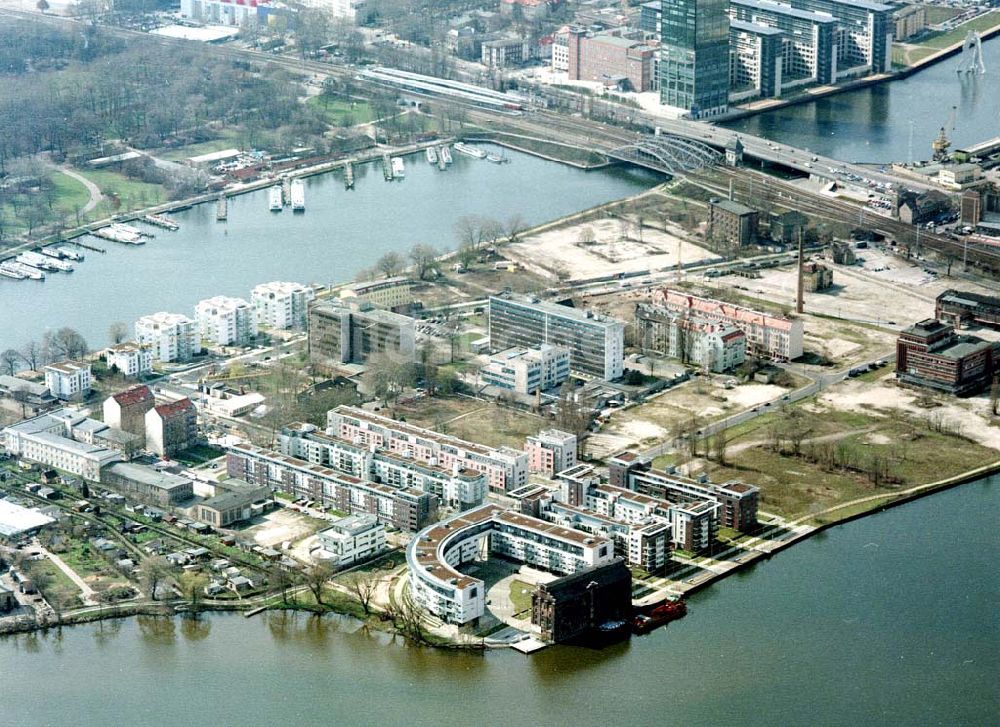 Berlin - Stralau aus der Vogelperspektive: Halbinsel Alt- Stralau in Berlin - Friedrichshain.