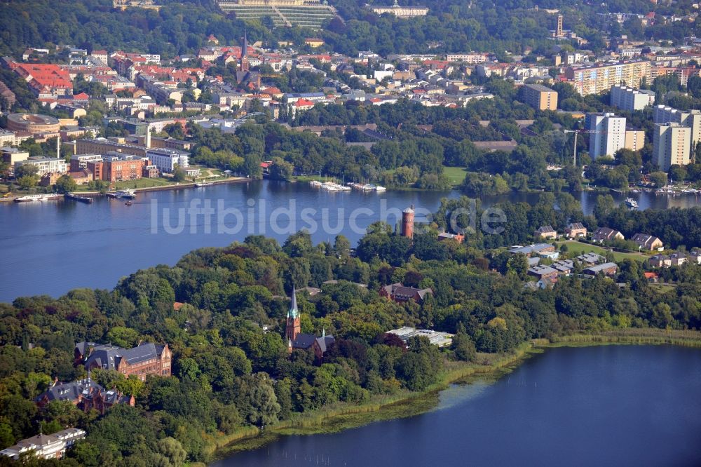 Potsdam von oben - Halbinsel Hermannswerder in Potsdam im Bundesland Brandenburg