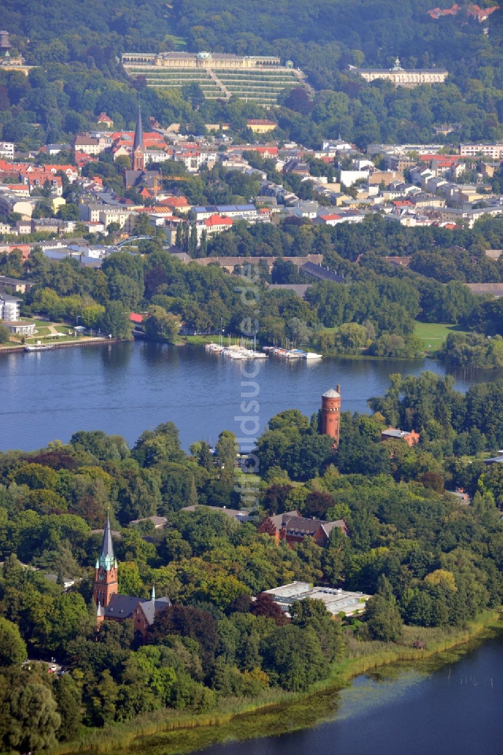 Potsdam aus der Vogelperspektive: Halbinsel Hermannswerder in Potsdam im Bundesland Brandenburg