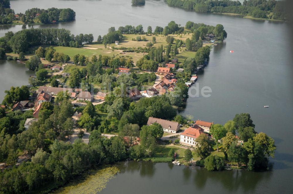 Luftbild Feldberg - Halbinsel / peninsula Amtswerder in Feldberg