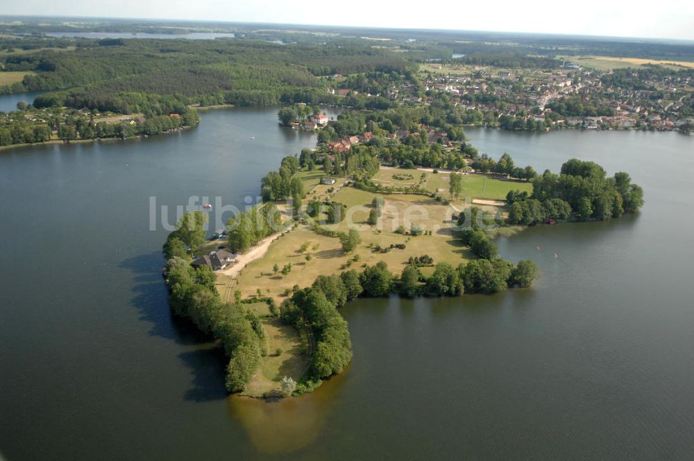 Luftaufnahme Feldberg - Halbinsel / peninsula Amtswerder in Feldberg