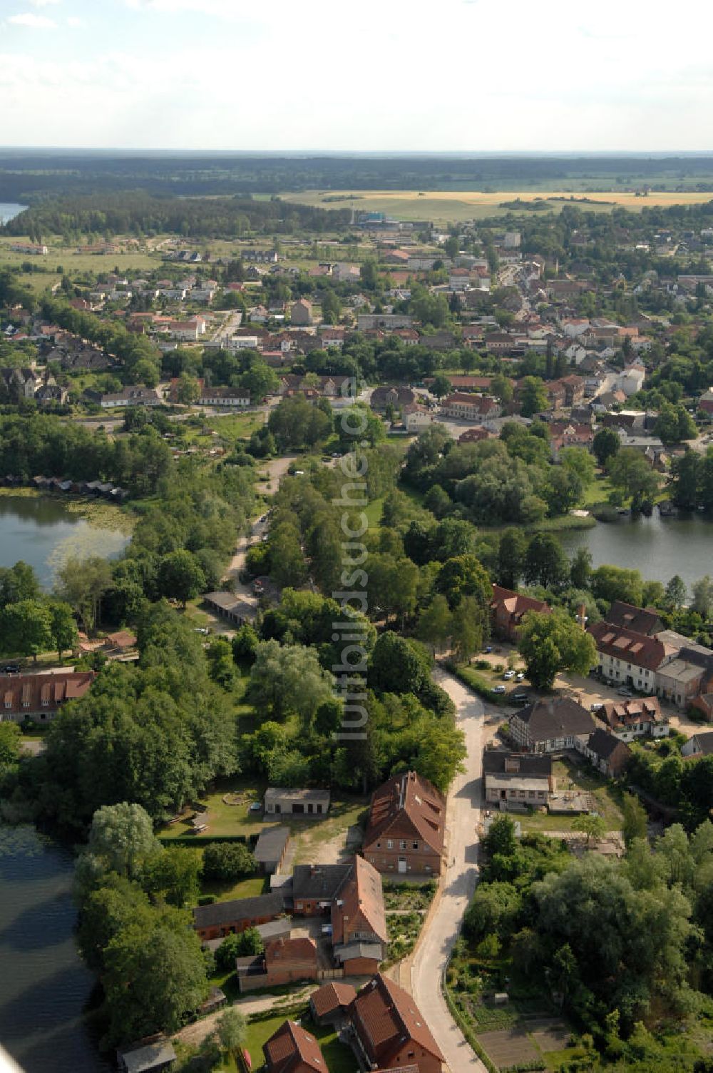 Luftaufnahme Feldberg - Halbinsel / peninsula Amtswerder in Feldberg