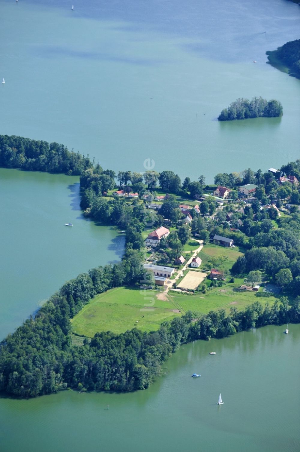 Luftaufnahme Bad Saarow - Halbinsel auf dem Scharmützelsee in Bad Saarow im Bundesland Brandenburg