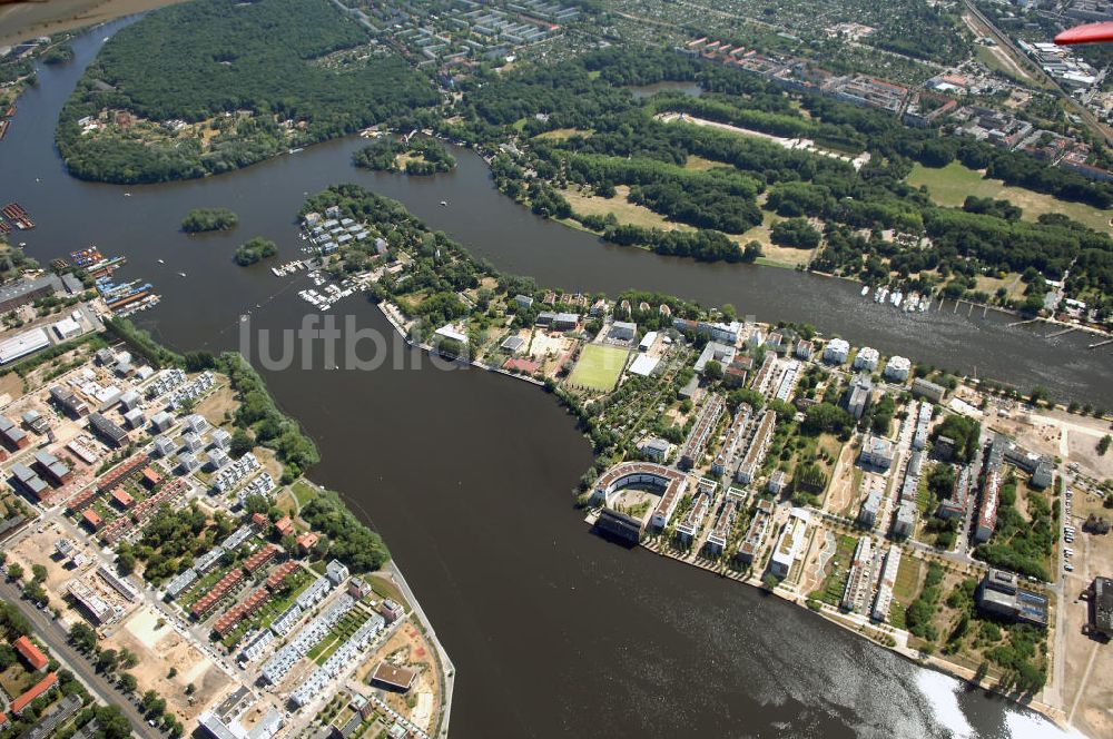 Berlin aus der Vogelperspektive: Halbinsel Stralau am Rummelsburger See mit dem Entwicklungsgebiet an der Rummelsburger Bucht in Berlin - Treptow