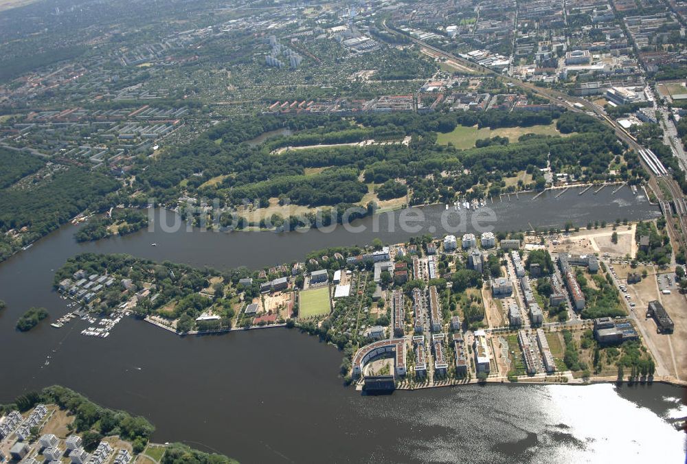 Berlin aus der Vogelperspektive: Halbinsel Stralau am Rummelsburger See mit dem Entwicklungsgebiet an der Rummelsburger Bucht in Berlin - Treptow