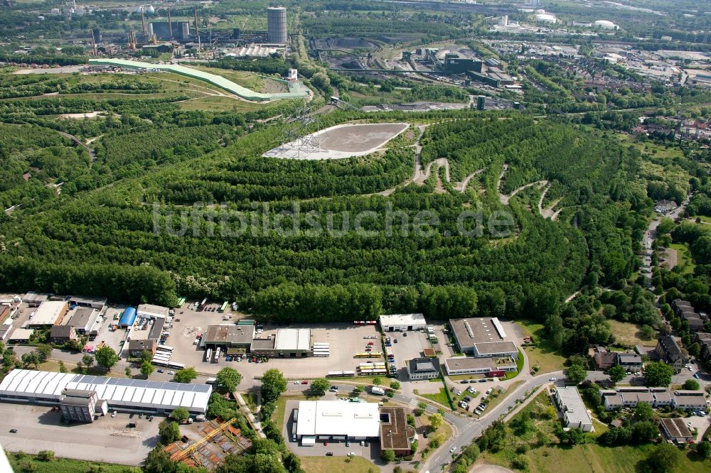 Bottrop von oben - Halde Beckstraße in Bottrop im Bundesland Nordrhein-Westfalen