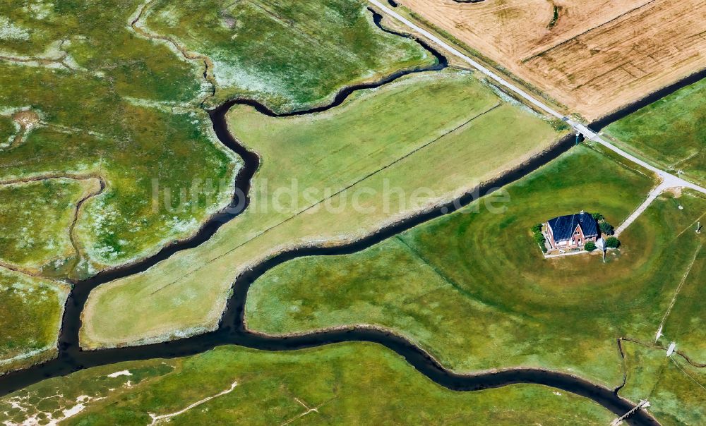 Nordstrand von oben - Hallig Nordstrandischmoor in Nordstrand im Bundesland Schleswig-Holstein, Deutschland