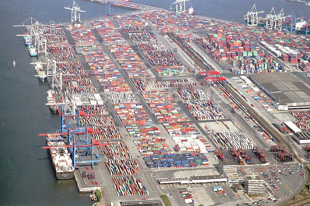 Hamburg-Altenwerda / Hamburg aus der Vogelperspektive: Hamburg-Altenwerda / Hamburg Blick auf den neuen Container-Überseehafen Container Terminal Altenwerder in Hamburg-West an der Elbe EUROGATE Technical Services GmbH, Hamburg Kurt-Eckelmann-Str