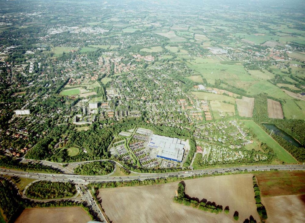 Hamburg von oben - Hamburg IKEA-Einrichtungshaus an der Autobahn A7 im Bereich der Abfahrt Schnelsen in Hamburg Campingplatz in Schnelsen hinter dem IKEA-Einrichtungshaus an der Autobahn A7 in Hamburg 06