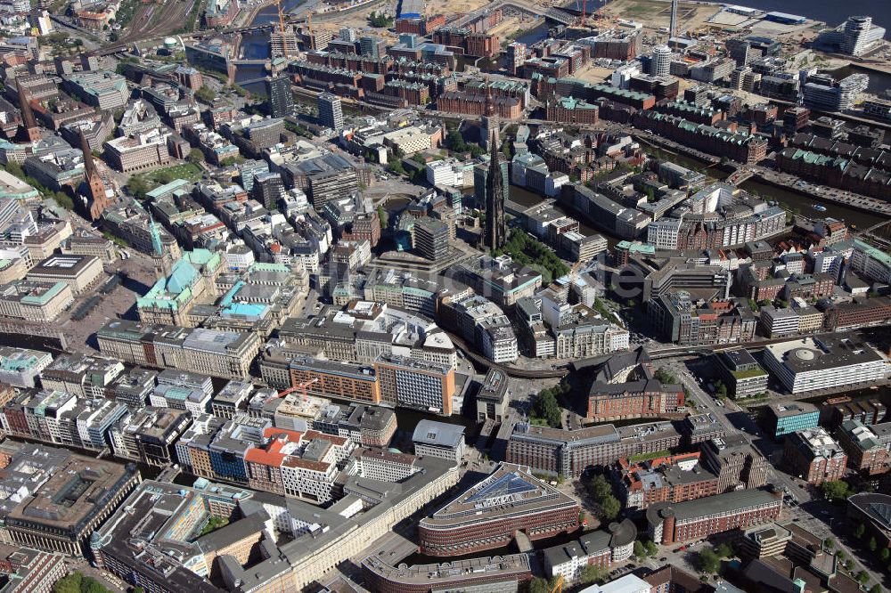 Hamburg aus der Vogelperspektive: Hamburg Stadtzentrum