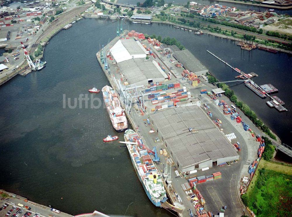 Hamburg aus der Vogelperspektive: Hamburger Überseehafen