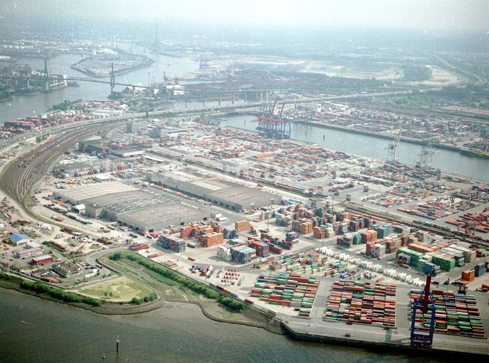 Hamburg von oben - Hamburger Überseehafen