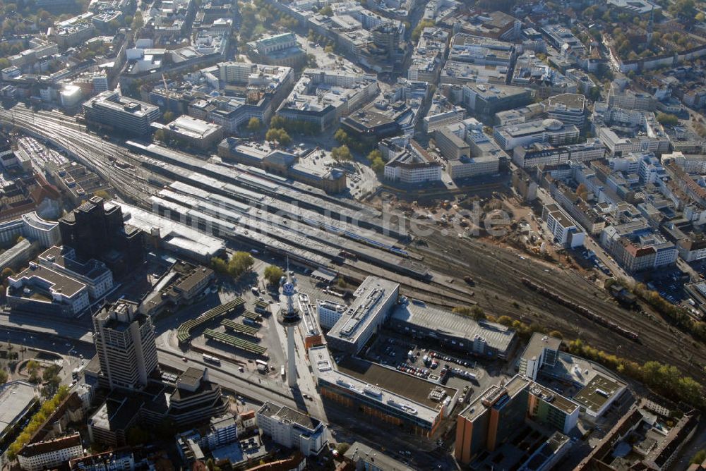 Hannover aus der Vogelperspektive: Hannoveraner Innenstadt mit Hauptbahnhof