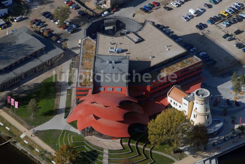 Potsdam aus der Vogelperspektive: Hans Otto Theater