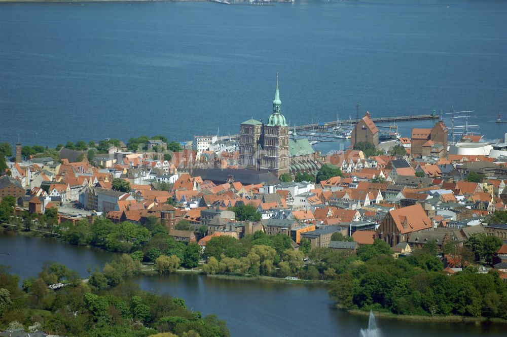 Stralsund aus der Vogelperspektive: Hansestadt Stralsund