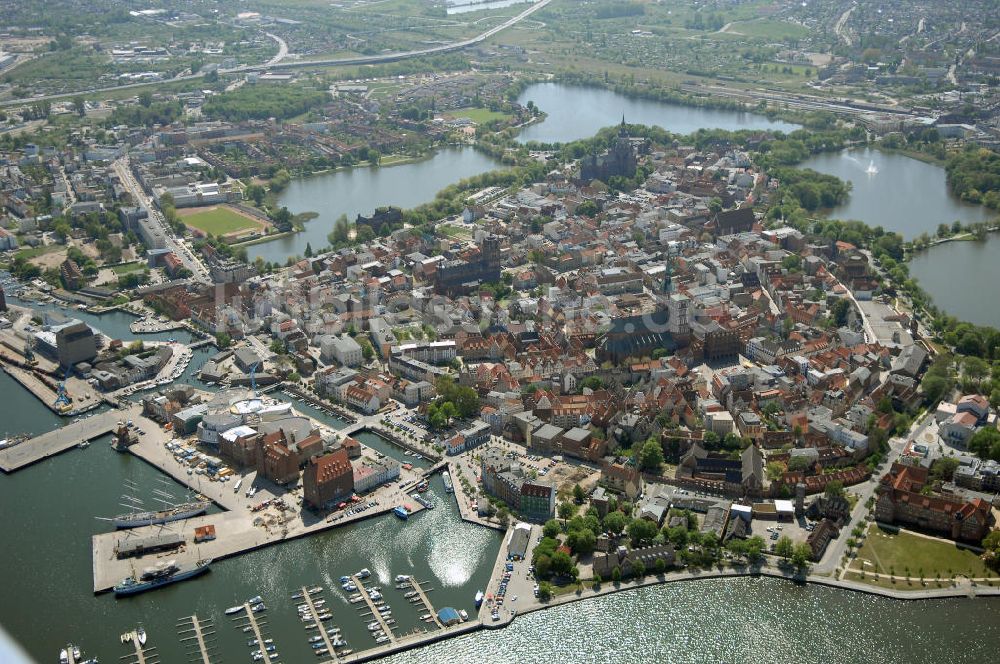 Luftaufnahme Stralsund - Hansestadt Stralsund