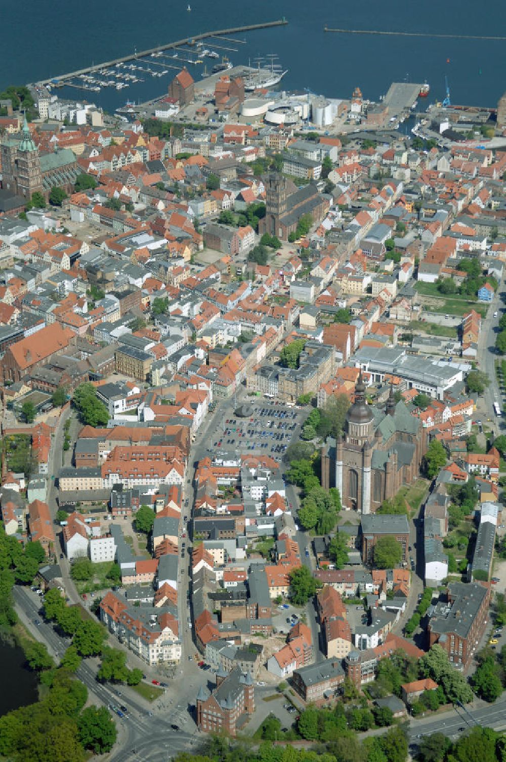 Luftaufnahme Stralsund - Hansestadt Stralsund