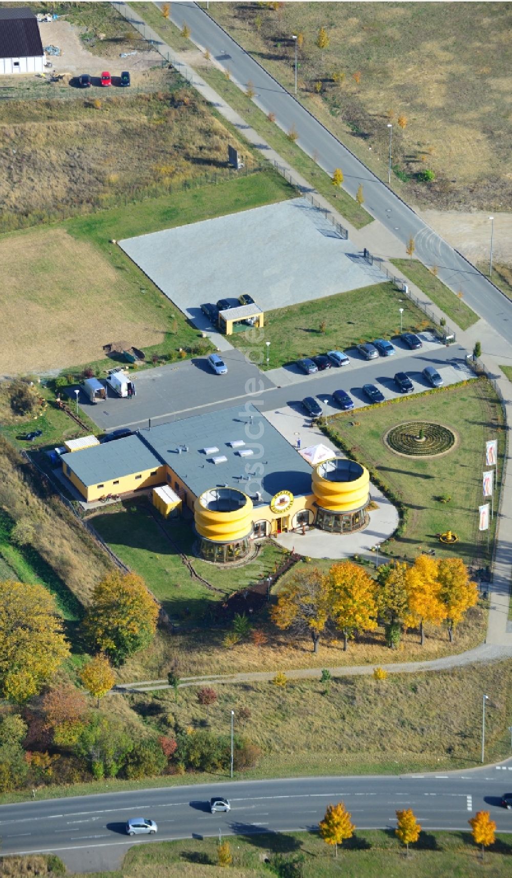 Wernigerode von oben - Harzer Baumkuchenfabrik in Wernigerode im Bundesland Sachsen-Anhalt