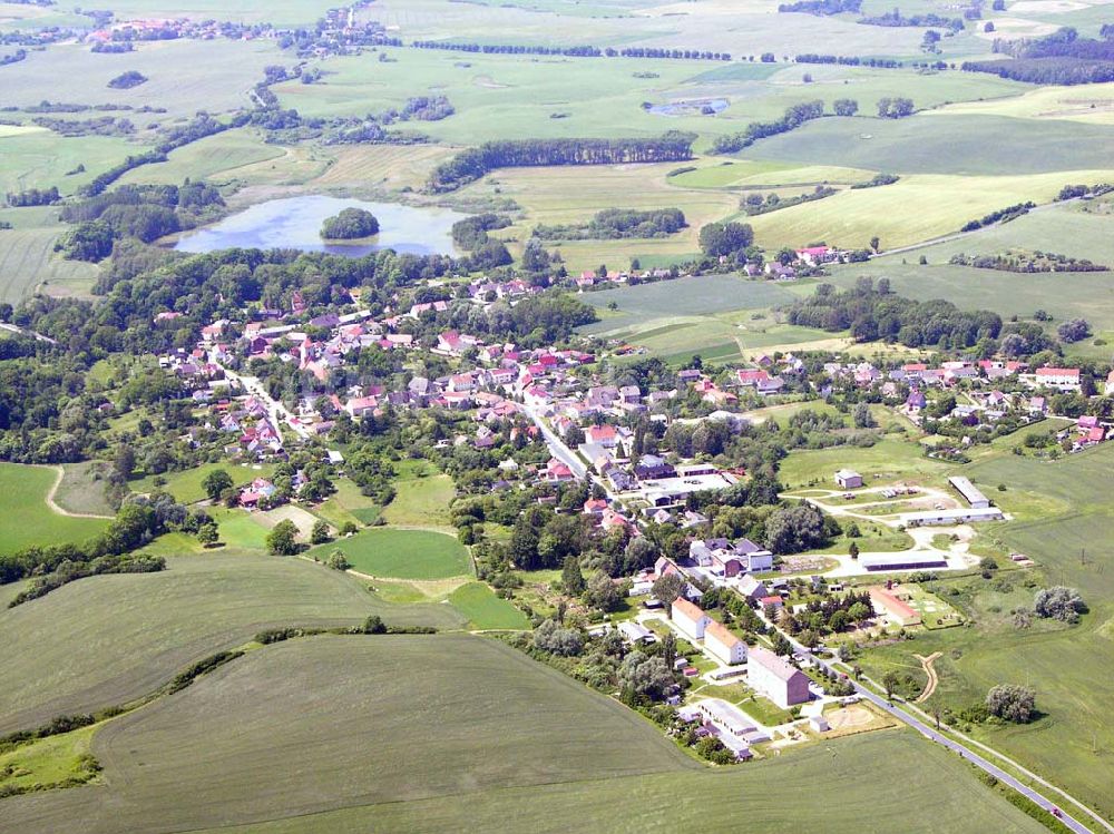 Luftaufnahme Hassleben / Brandenburg - Hassleben / Brandenburg