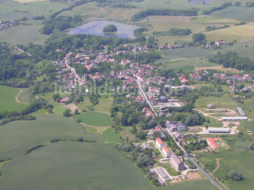 Hassleben / Brandenburg von oben - Hassleben / Brandenburg