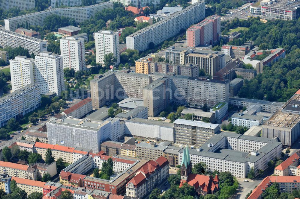 Berlin - Lichtenberg aus der Vogelperspektive: Hauptanstalt der Justizvollzugsanstalt JVA für Frauen in Berlin