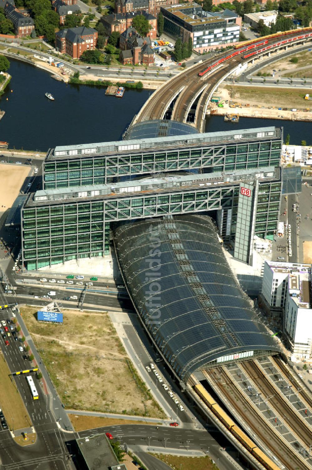 Berlin von oben - Hauptbahnhof in Berlin Mitte