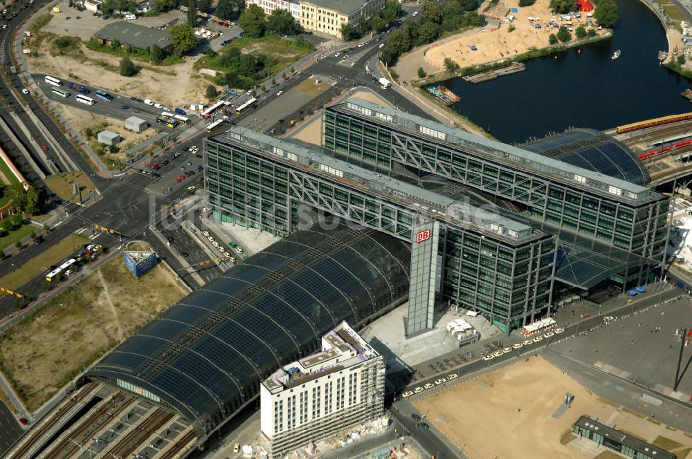 Luftbild Berlin - Hauptbahnhof in Berlin Mitte