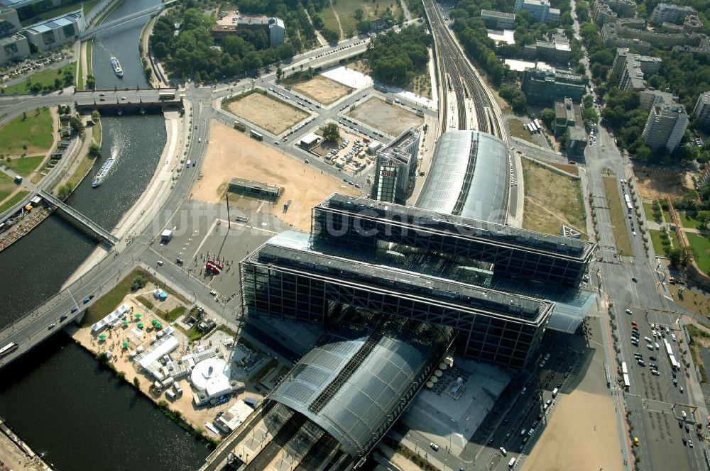 Berlin aus der Vogelperspektive: Hauptbahnhof in Berlin Mitte