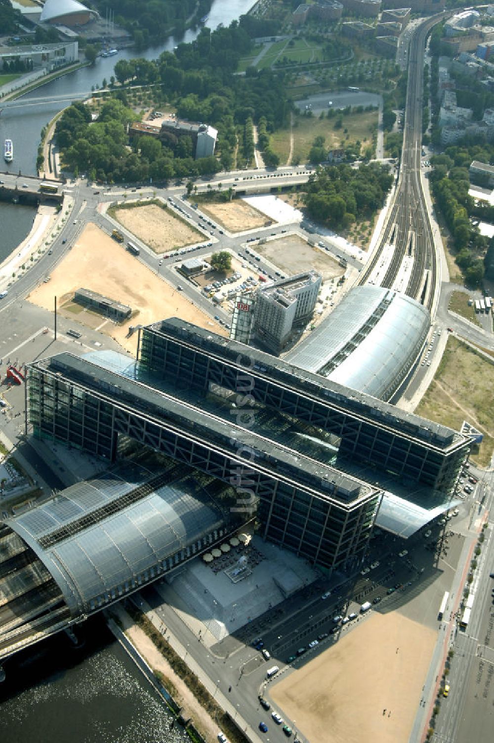 Luftaufnahme Berlin - Hauptbahnhof in Berlin Mitte