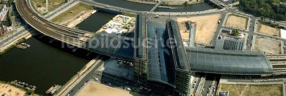 Luftbild Berlin - Hauptbahnhof in Berlin Mitte