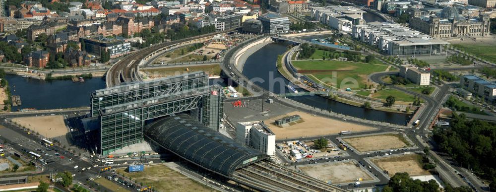 Luftaufnahme Berlin - Hauptbahnhof in Berlin Mitte