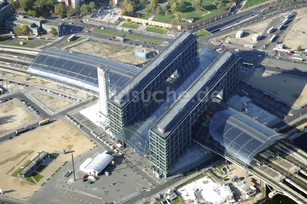 Luftaufnahme Berlin - Hauptbahnhof in Berlin Mitte