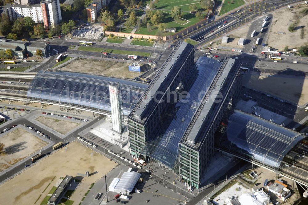 Berlin von oben - Hauptbahnhof in Berlin Mitte