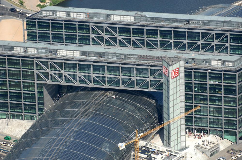 Berlin aus der Vogelperspektive: Hauptbahnhof in Berlin Mitte