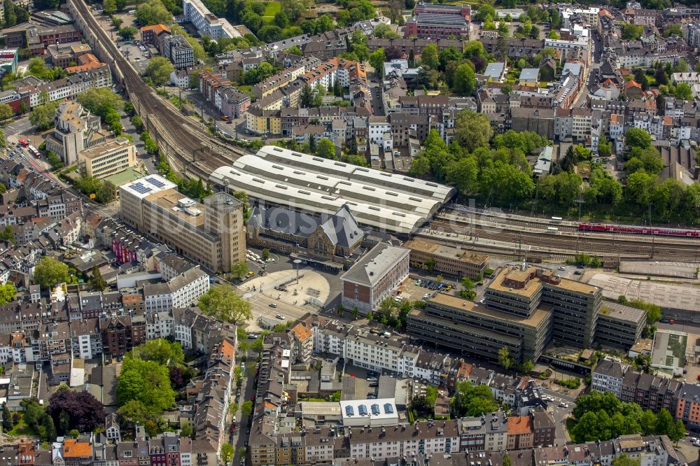 Aachen aus der Vogelperspektive: Hauptbahnhof der Deutschen Bahn in Aachen im Bundesland Nordrhein-Westfalen