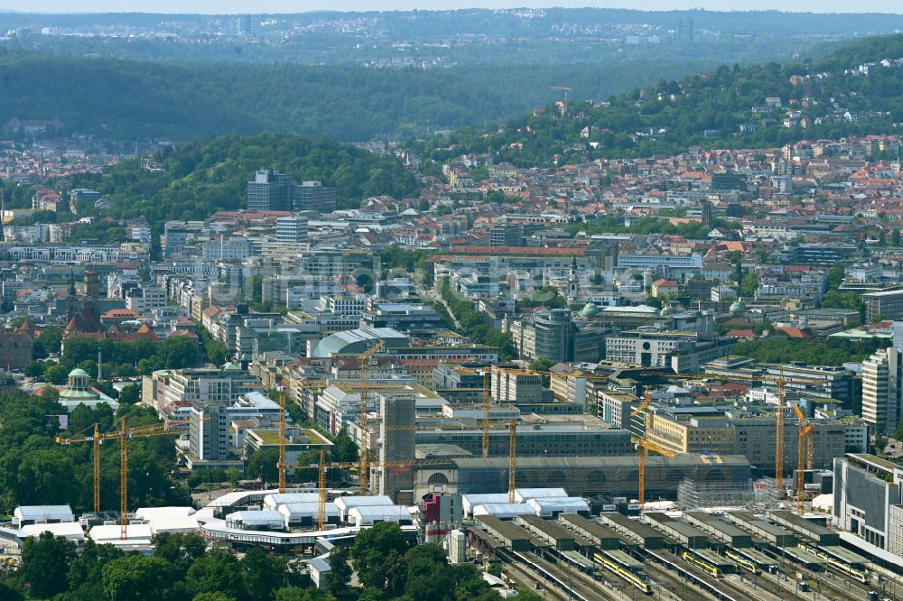 Luftaufnahme Stuttgart - Hauptbahnhof der Deutschen Bahn und Bauarbeiten zum Verkehrs- und Städtebauprojekt Stuttgart 21 in Stuttgart im Bundesland Baden-Württemberg