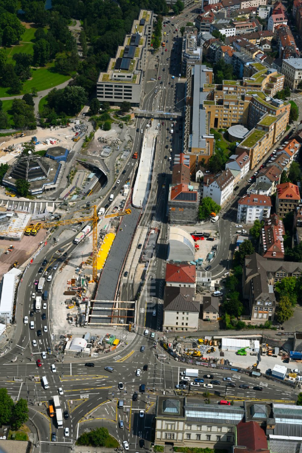 Stuttgart von oben - Hauptbahnhof der Deutschen Bahn und Bauarbeiten zum Verkehrs- und Städtebauprojekt Stuttgart 21 in Stuttgart im Bundesland Baden-Württemberg