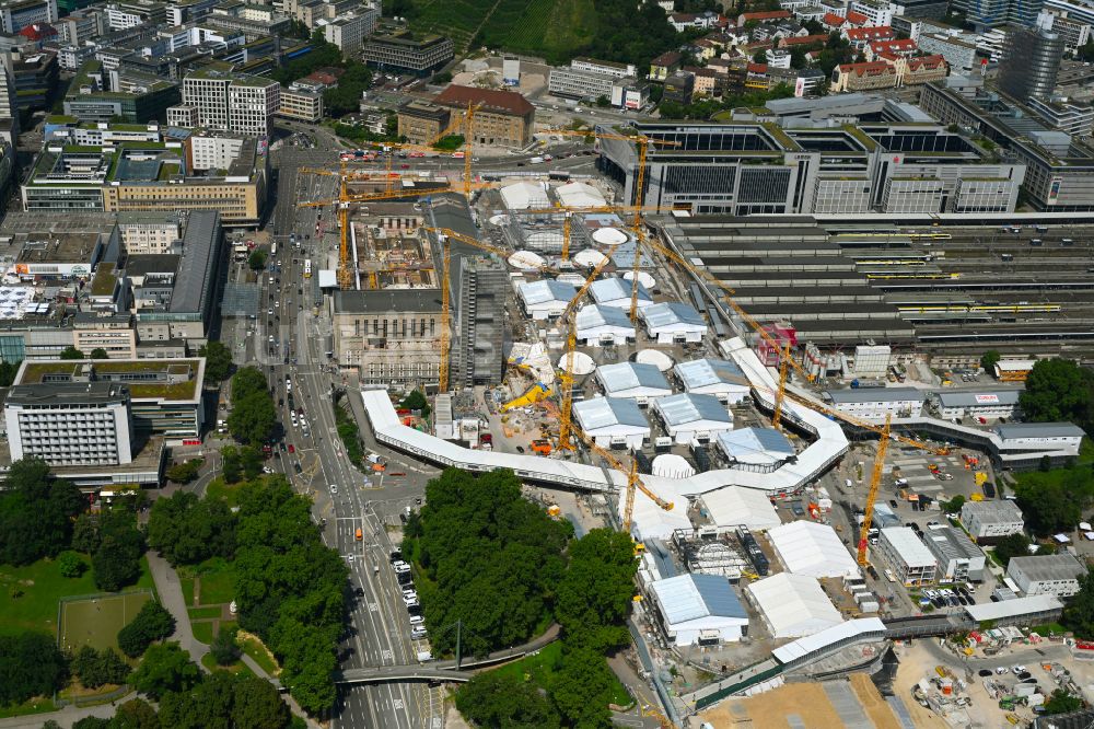 Luftbild Stuttgart - Hauptbahnhof der Deutschen Bahn und Bauarbeiten zum Verkehrs- und Städtebauprojekt Stuttgart 21 in Stuttgart im Bundesland Baden-Württemberg