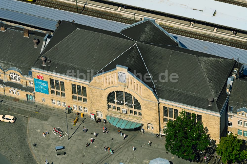 Luftbild Bielefeld - Hauptbahnhof der Deutschen Bahn in Bielefeld im Bundesland Nordrhein-Westfalen, Deutschland