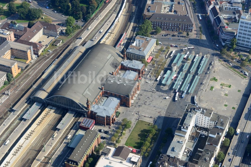 Bremen aus der Vogelperspektive: Hauptbahnhof der Deutschen Bahn in Bremen