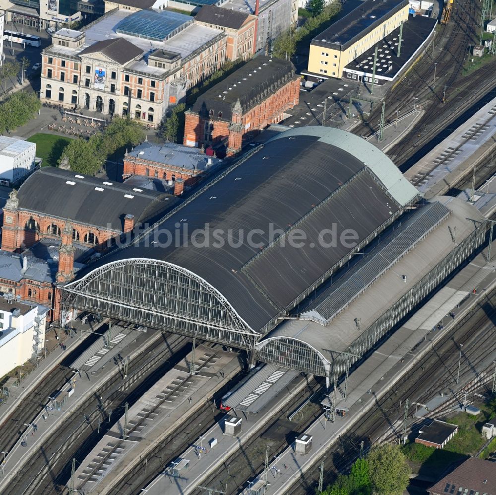 Luftaufnahme Bremen - Hauptbahnhof der Deutschen Bahn in Bremen, Deutschland