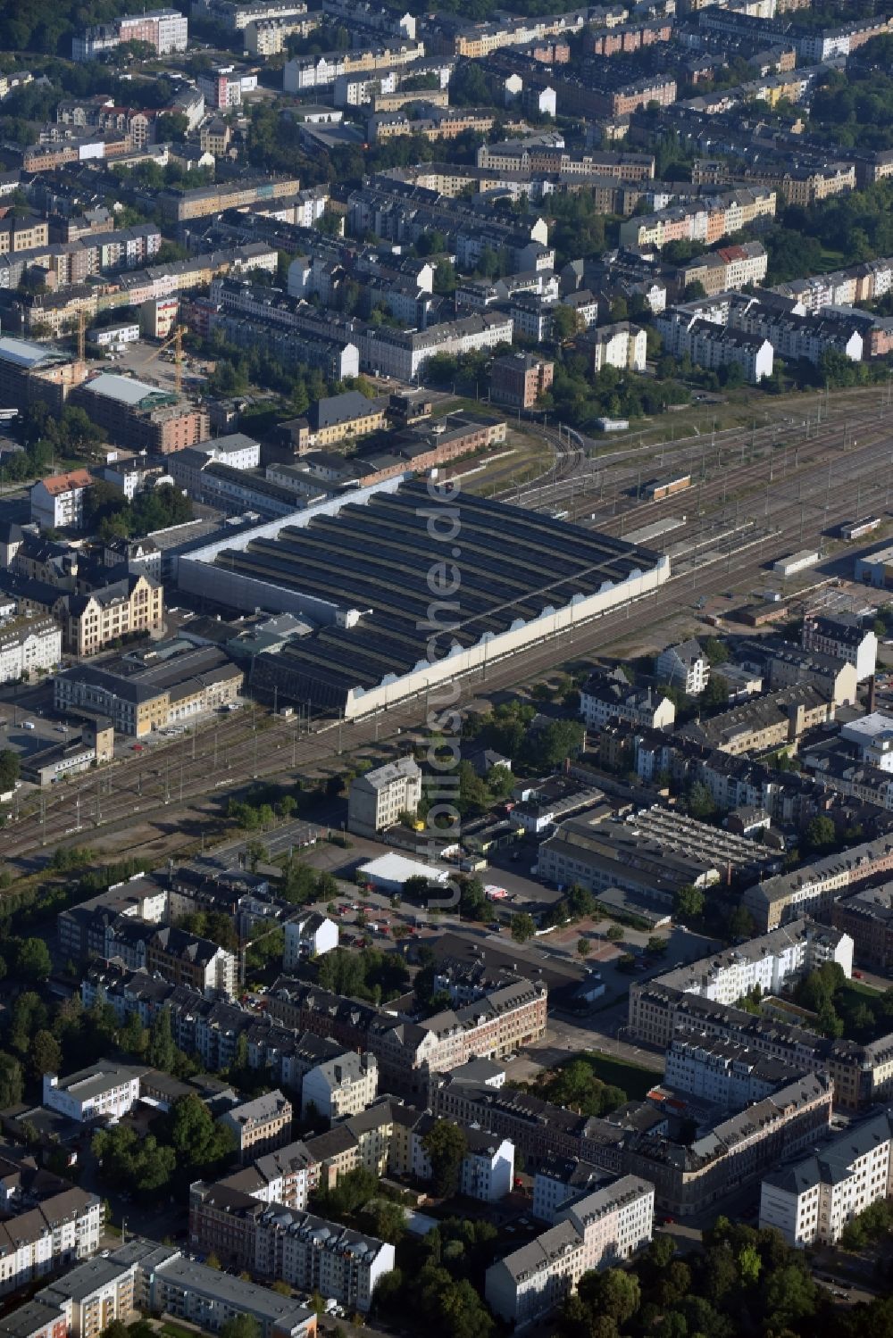 Chemnitz aus der Vogelperspektive: Hauptbahnhof der Deutschen Bahn in Chemnitz im Bundesland Sachsen