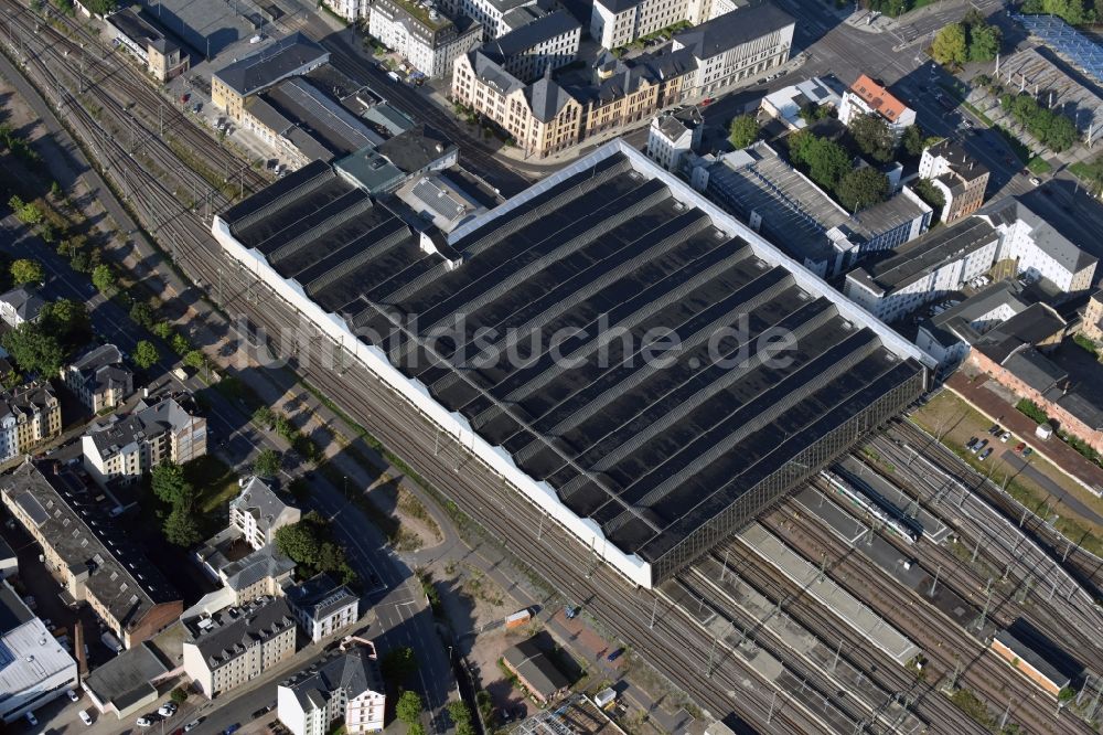 Chemnitz von oben - Hauptbahnhof der Deutschen Bahn in Chemnitz im Bundesland Sachsen