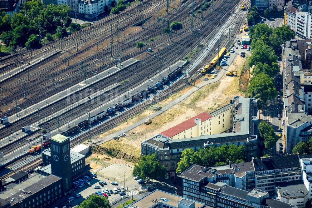 Düsseldorf aus der Vogelperspektive: Hauptbahnhof der Deutschen Bahn in Düsseldorf im Bundesland Nordrhein-Westfalen