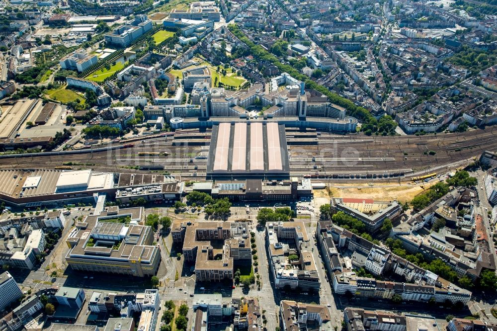 Luftbild Düsseldorf - Hauptbahnhof der Deutschen Bahn in Düsseldorf im Bundesland Nordrhein-Westfalen