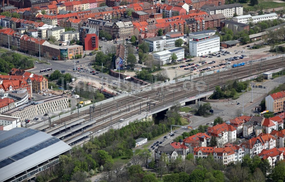 Luftaufnahme Erfurt - Hauptbahnhof der Deutschen Bahn in Erfurt im Bundesland Thüringen, Deutschland