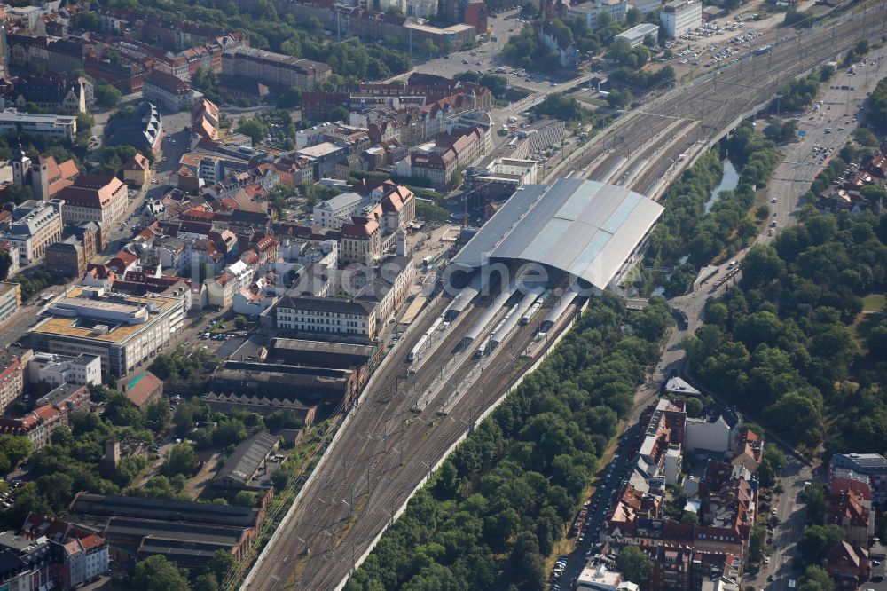 Luftaufnahme Erfurt - Hauptbahnhof der Deutschen Bahn in Erfurt im Bundesland Thüringen, Deutschland