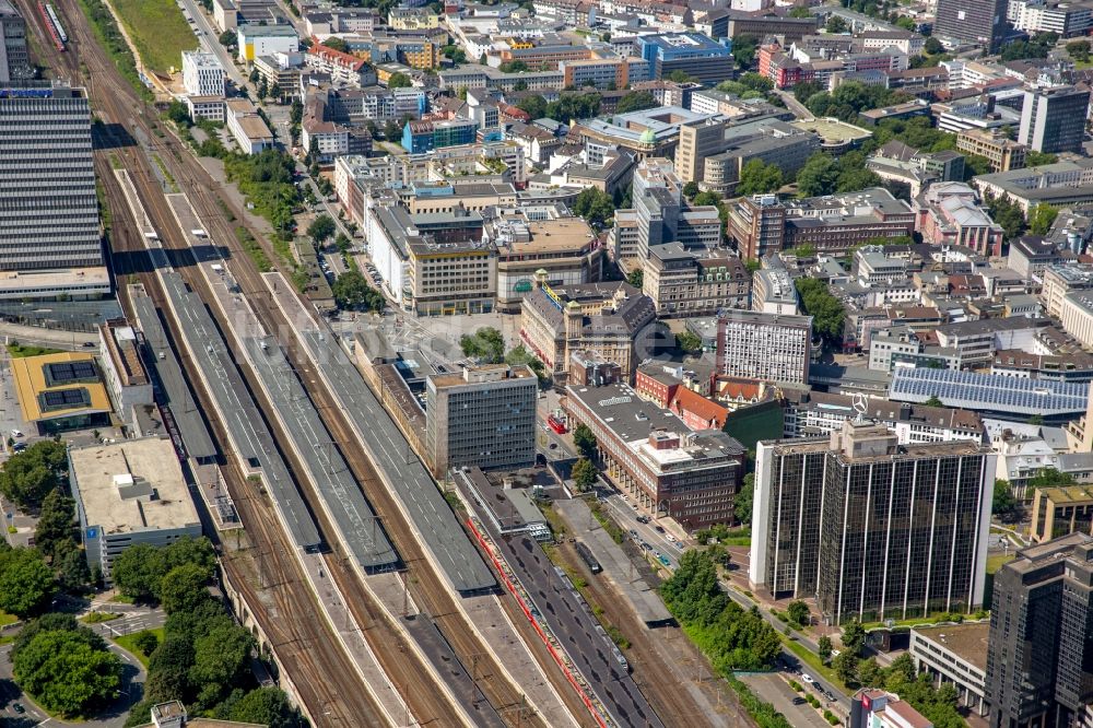 Luftaufnahme Essen - Hauptbahnhof der Deutschen Bahn in Essen im Bundesland Nordrhein-Westfalen