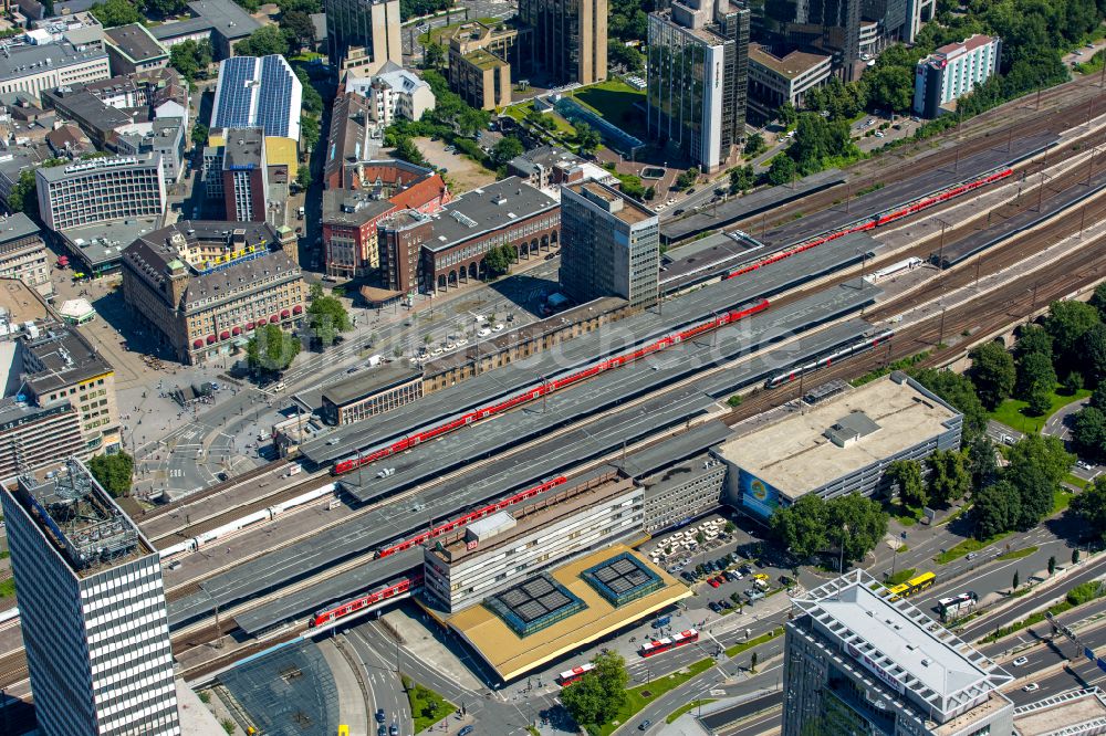 Luftbild Essen - Hauptbahnhof der Deutschen Bahn in Essen im Bundesland Nordrhein-Westfalen, Deutschland