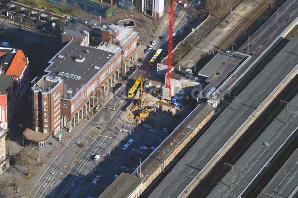 Luftaufnahme Essen - Hauptbahnhof der Deutschen Bahn in Essen im Bundesland Nordrhein-Westfalen, Deutschland